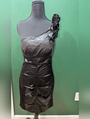 One-Shoulder Black Cocktail Dress